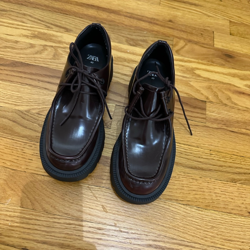 WORN ONCE Zara burgundy platform loafers with laces